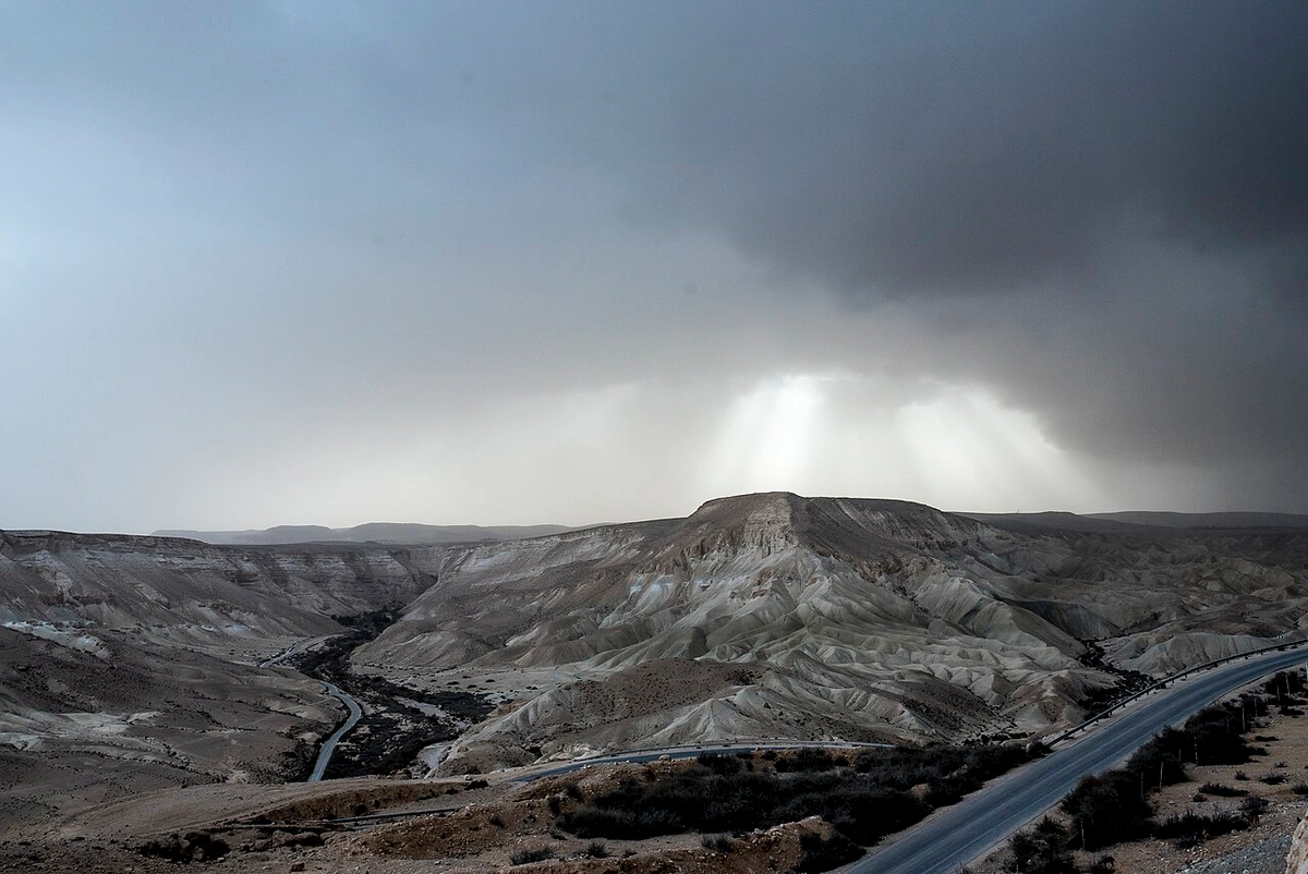 The shape of silence — Negev, Israel